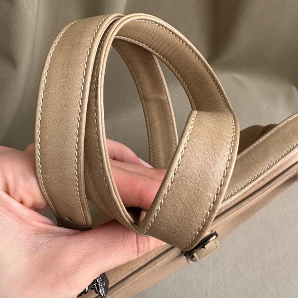 Gucci Vintage Rare Blush Pebbled Leather Crossbody Knight Charm Purse Mini Bag - Picture 14 of 14